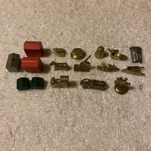 Lot of Monopoly Board Game Pieces - Picture 1 of 4